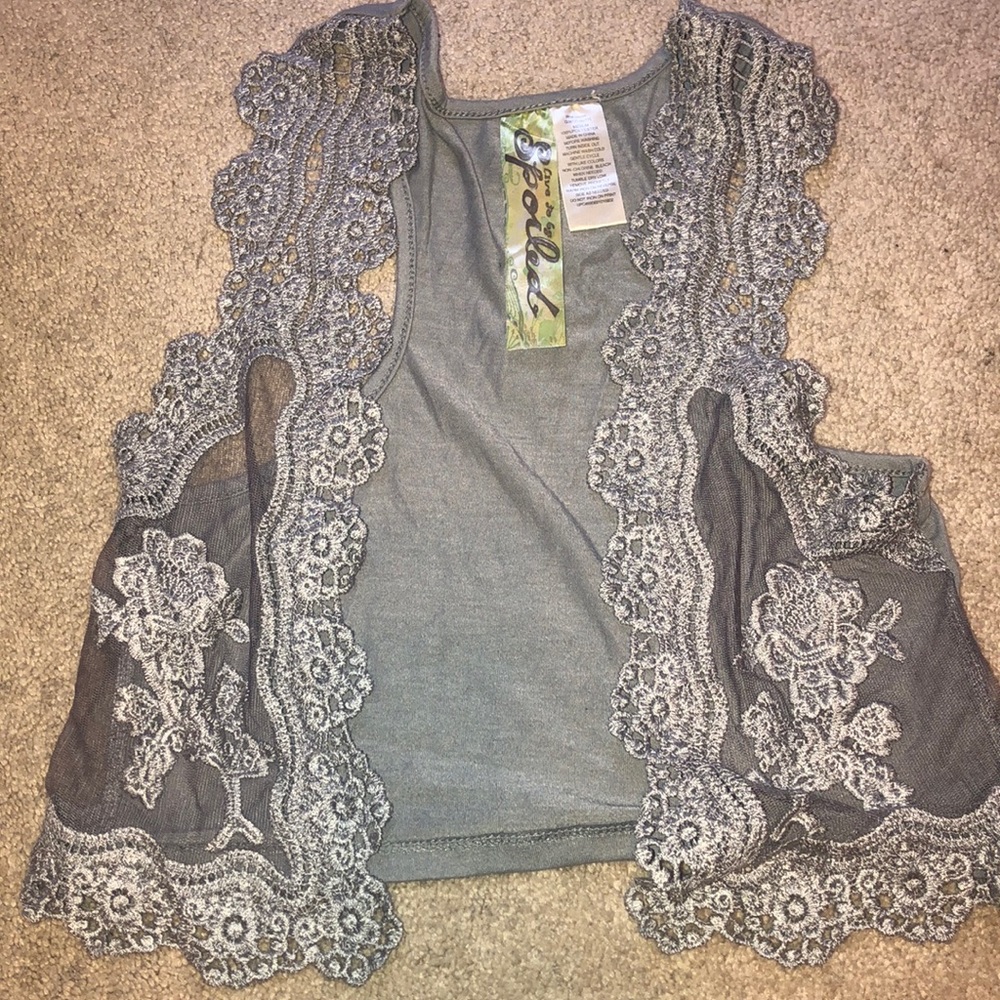 Lace embroidered vest